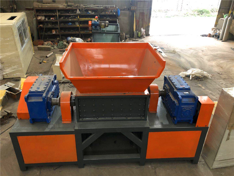 雙軸、四軸剪切式破碎機(jī)